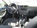 Black - Jetta SE Sedan Photo No. 12
