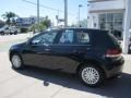 Black - Golf 4 Door Photo No. 2