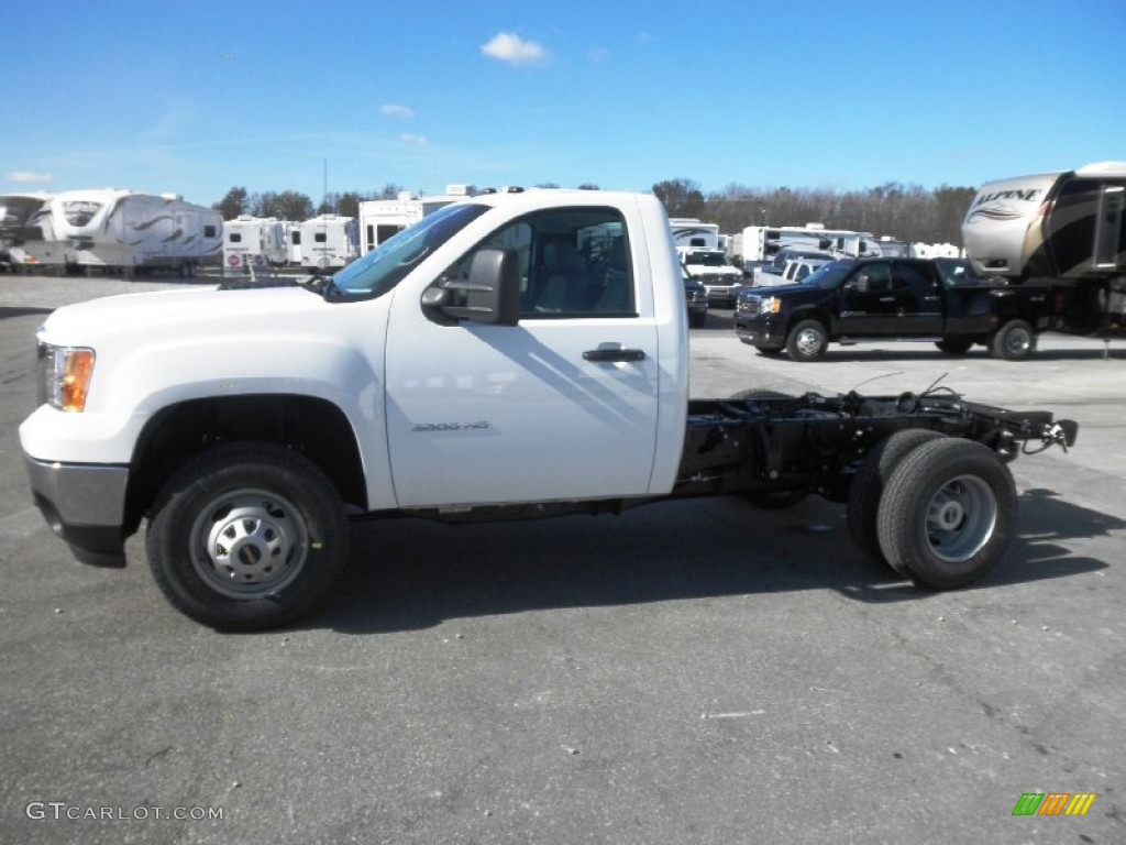 Summit White 2013 GMC Sierra 3500HD Regular Cab Chassis Exterior Photo #73102713