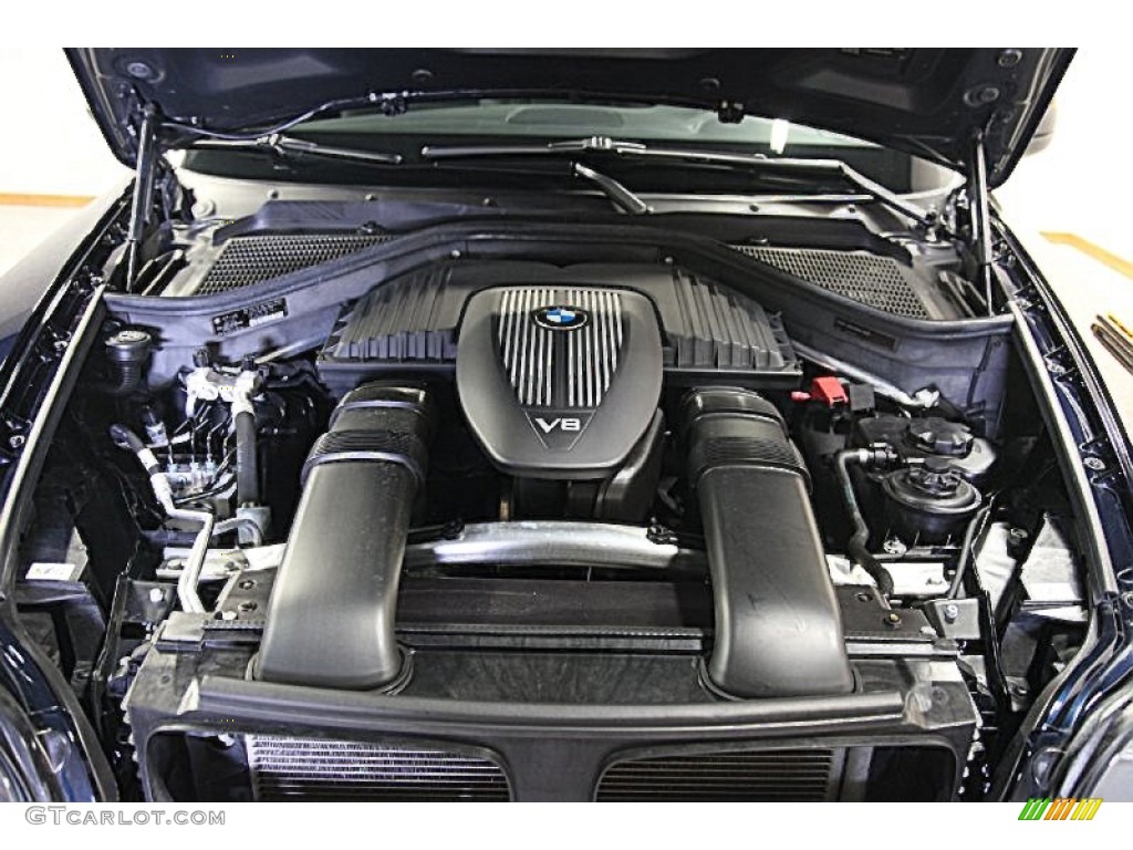 2010 BMW X5 xDrive48i Engine Photos