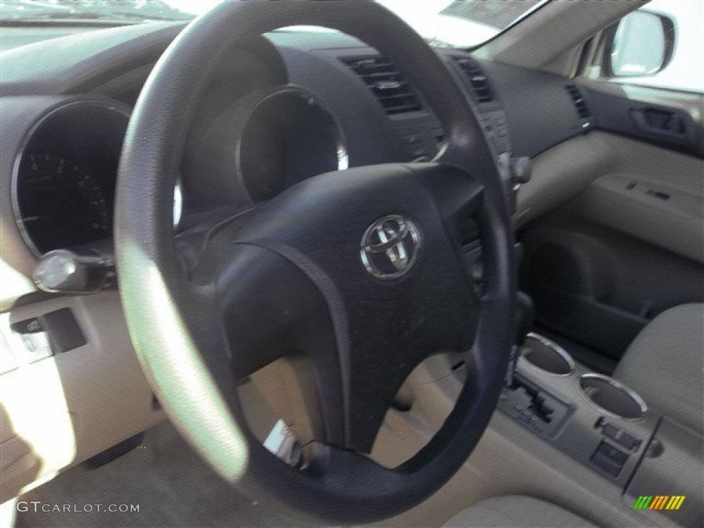 2010 Highlander V6 - Cypress Green Pearl / Sand Beige photo #43