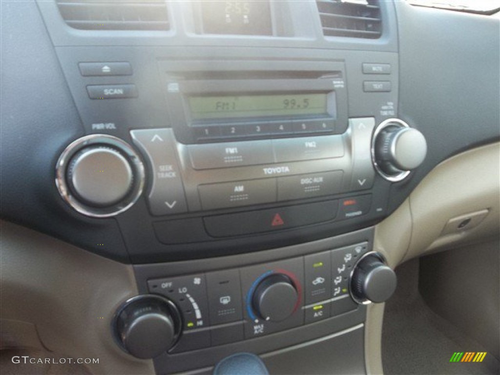 2010 Highlander V6 - Cypress Green Pearl / Sand Beige photo #45