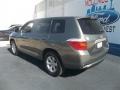 Cypress Green Pearl - Highlander V6 Photo No. 145