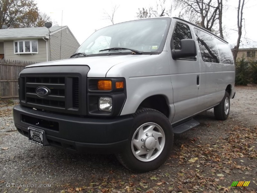 2008 E Series Van E350 Super Duty XLT Passenger - Silver Metallic / Medium Flint photo #1