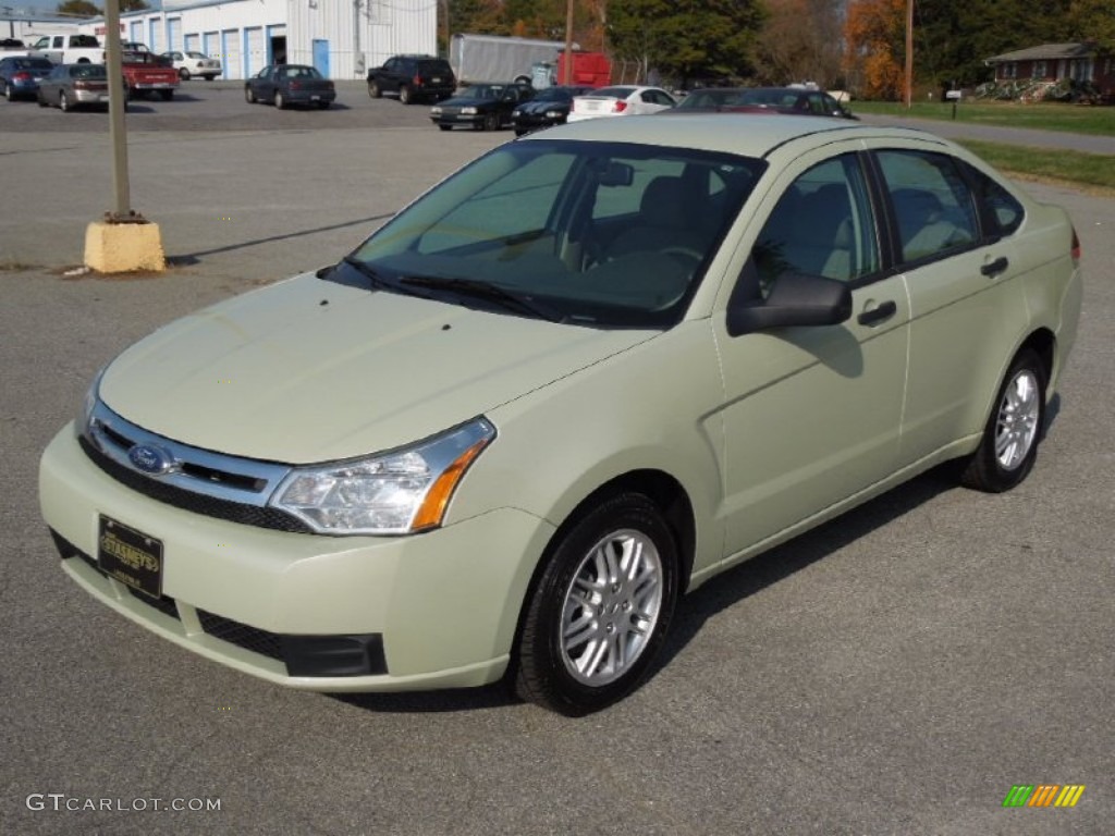 Natural Neutral Metallic 2011 Ford Focus SE Sedan Exterior Photo #73107756