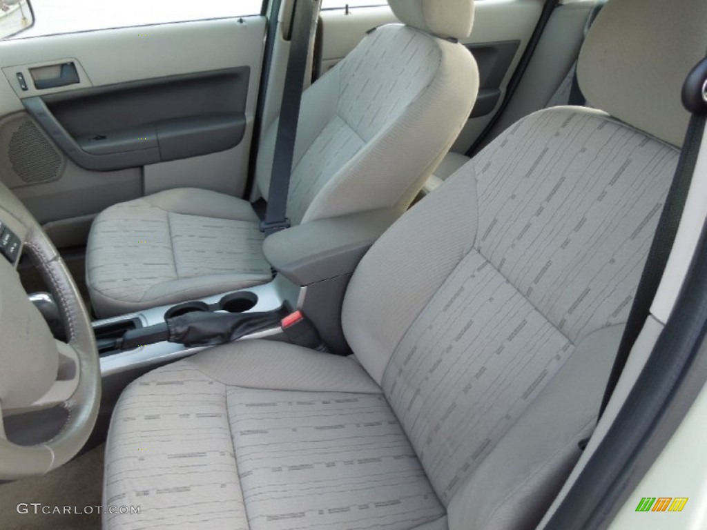 2011 Ford Focus SE Sedan Front Seat Photo #73107855