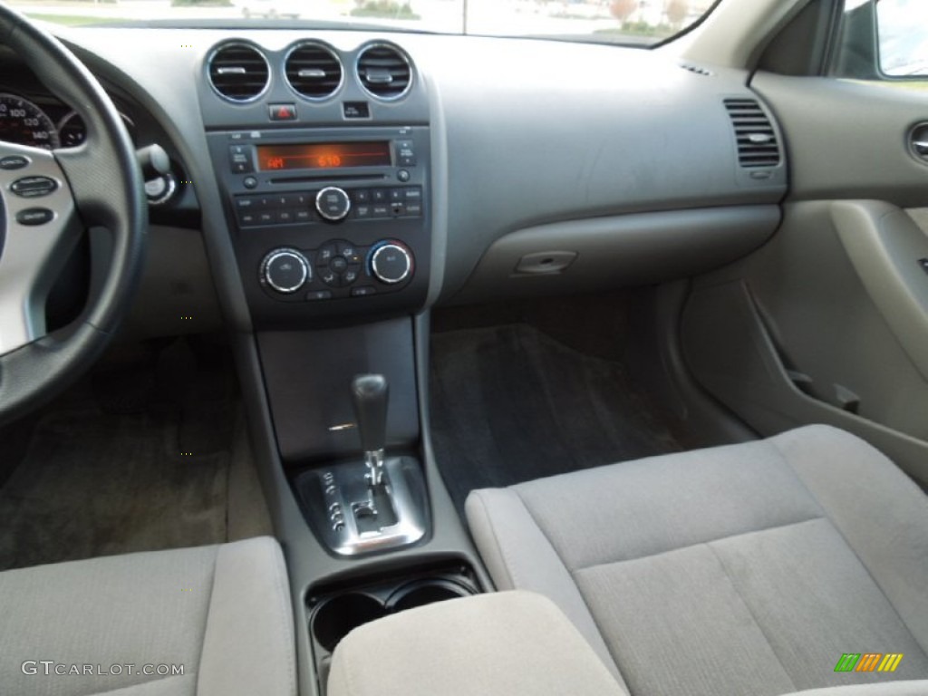 2011 Nissan Altima 2.5 S Frost Dashboard Photo #73108212