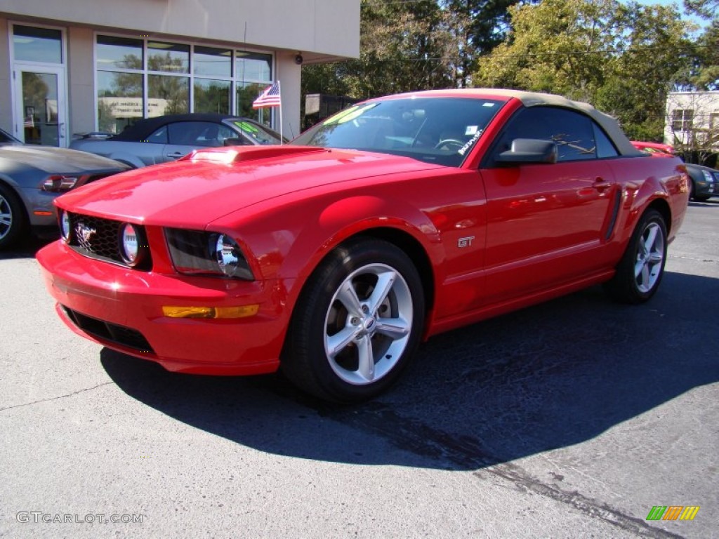 2006 Mustang GT Premium Convertible - Torch Red / Light Parchment photo #8