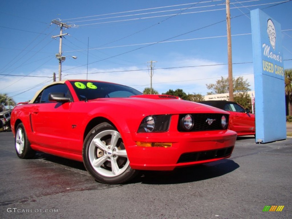 2006 Mustang GT Premium Convertible - Torch Red / Light Parchment photo #22