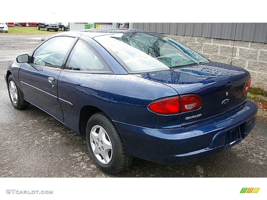 2002 Cavalier Coupe - Indigo Blue Metallic / Graphite photo #6