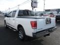 Blizzard White - Titan SE Crew Cab 4x4 Photo No. 9