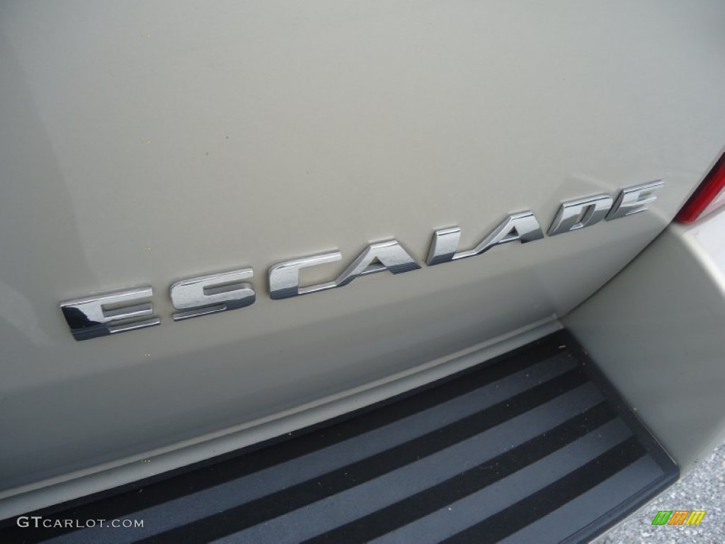 2008 Escalade AWD - Gold Mist / Cocoa/Light Cashmere photo #52