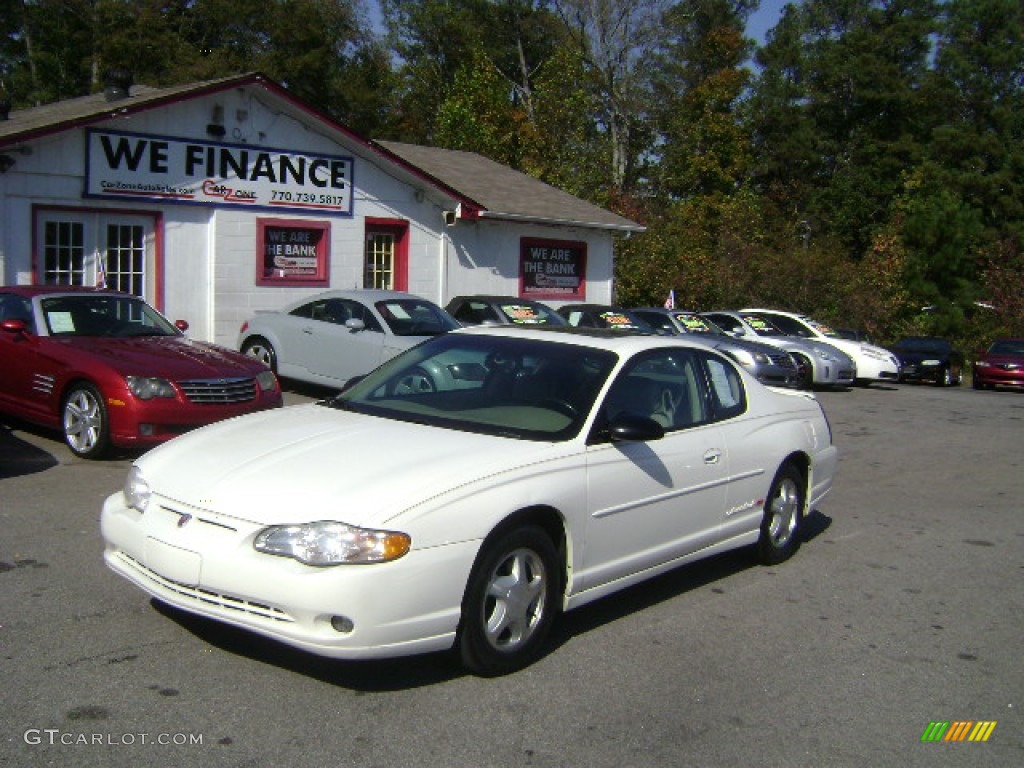 White Chevrolet Monte Carlo