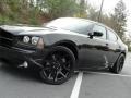 Brilliant Black Crystal Pearl - Charger R/T Photo No. 2