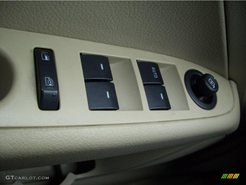 2008 Fusion S - White Suede / Medium Light Stone photo #14