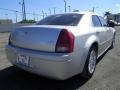 2005 Bright Silver Metallic Chrysler 300   photo #16