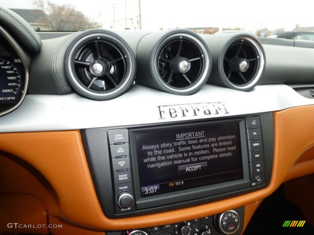 2012 Ferrari FF Standard FF Model Controls Photo #73121097