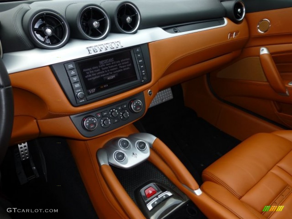 2012 Ferrari FF Standard FF Model Controls Photo #73121166