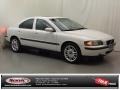 Ice White 2004 Volvo S60 2.5T