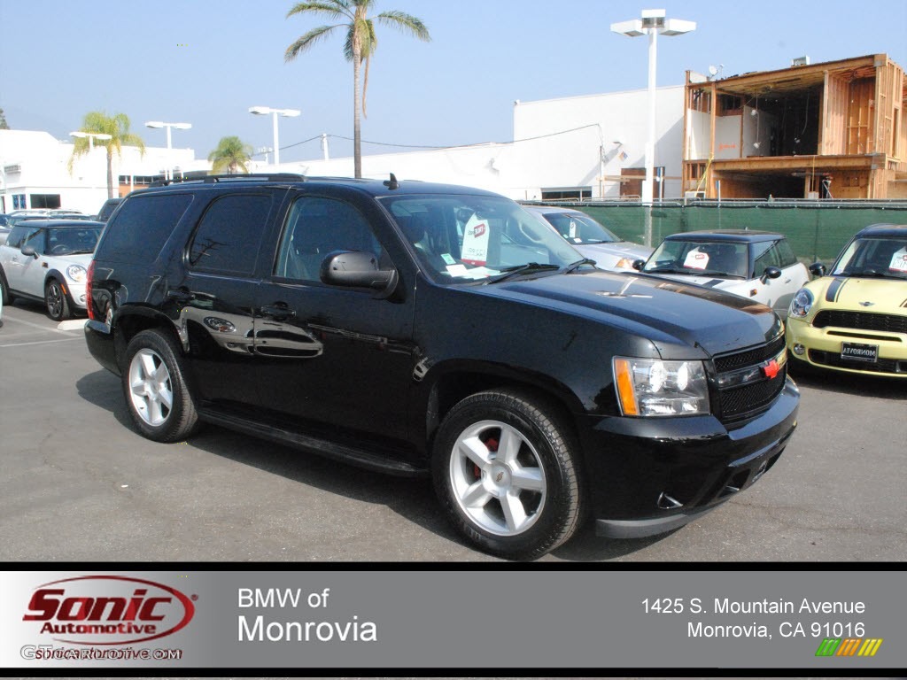 Black Chevrolet Tahoe