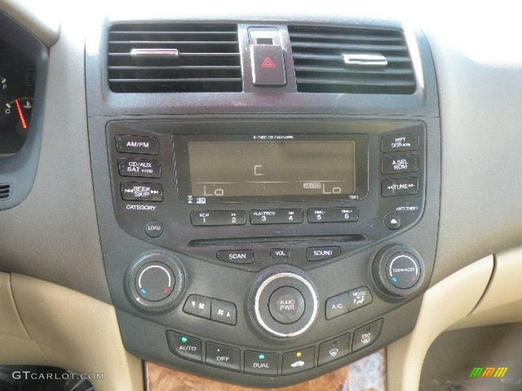 2004 Accord EX V6 Sedan - Deep Green Pearl / Ivory photo #16