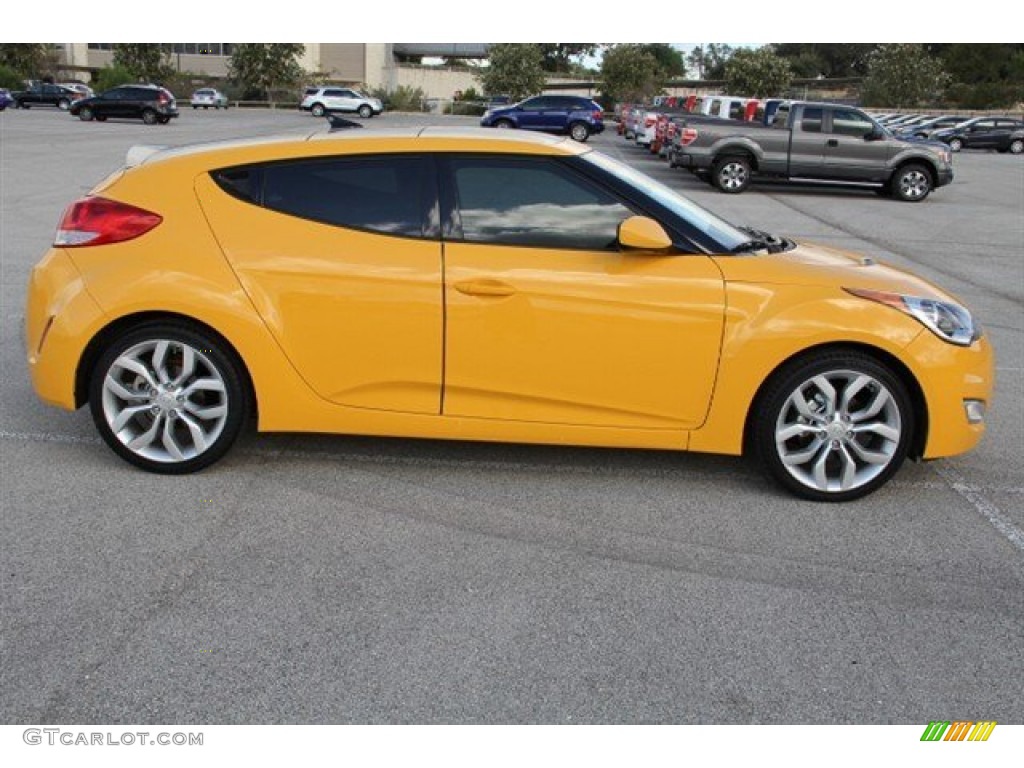 26.2 Yellow 2012 Hyundai Veloster Standard Veloster Model Exterior Photo #73128141