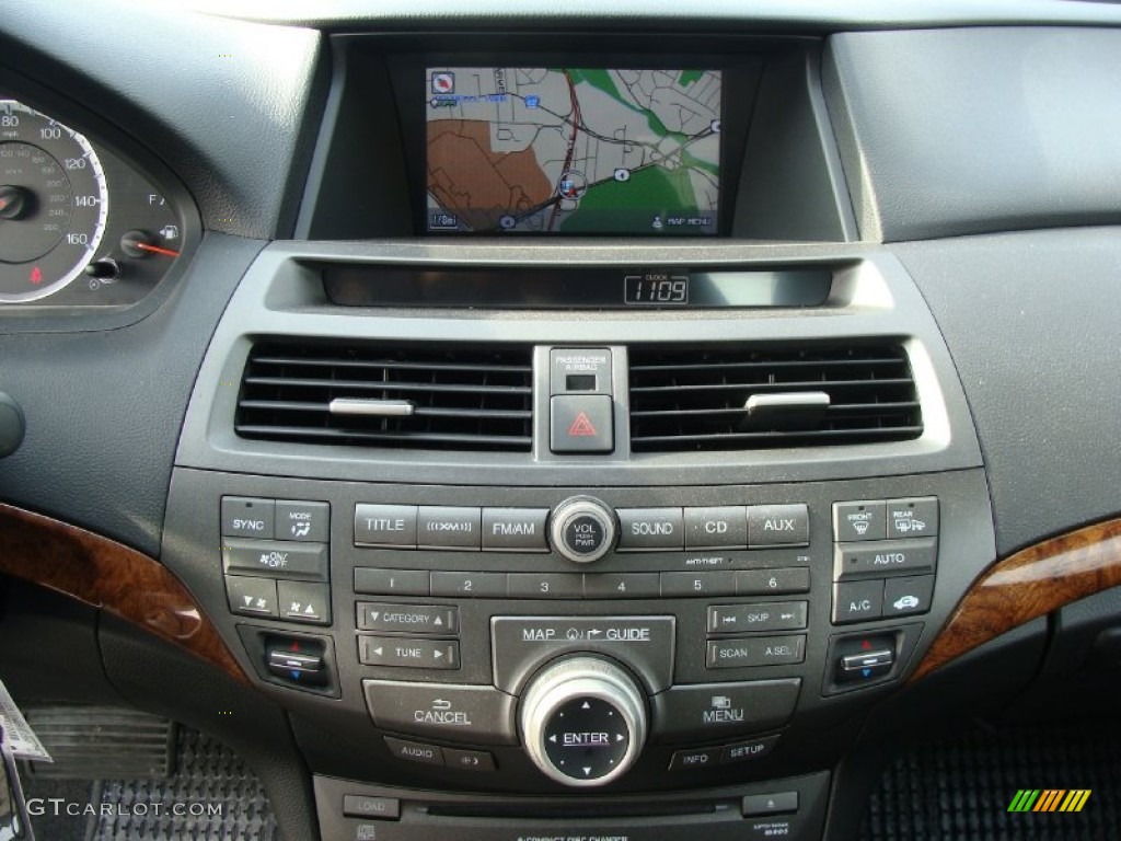 2011 Honda Accord EX-L V6 Sedan Controls Photo #73130604
