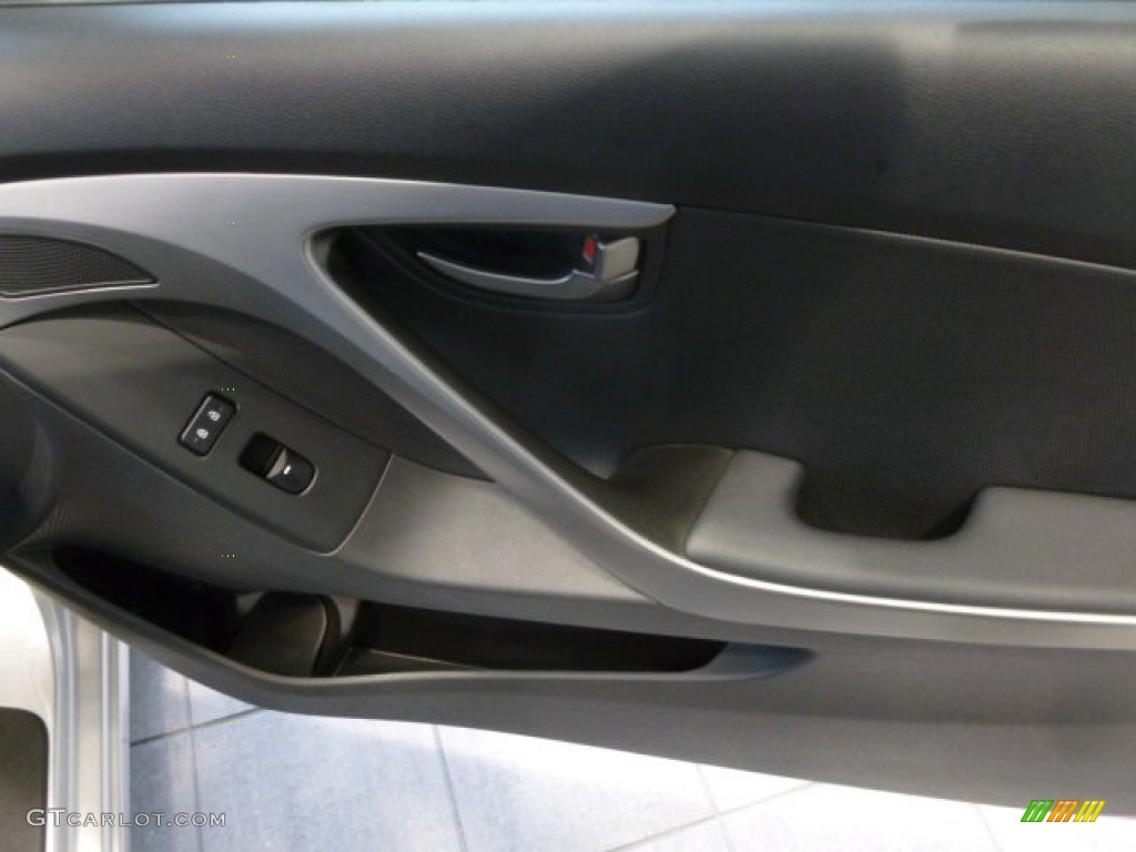 2013 Elantra Coupe SE - Silver / Black photo #10
