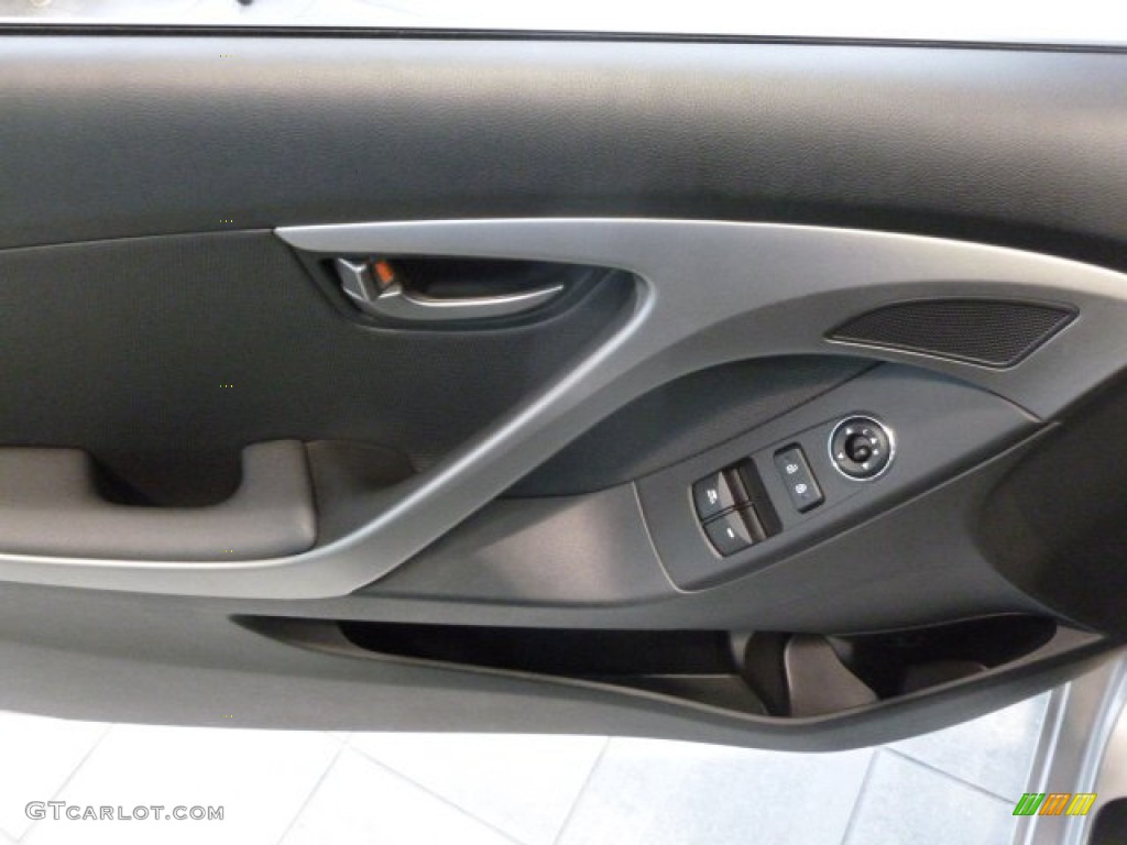 2013 Elantra Coupe SE - Silver / Black photo #17