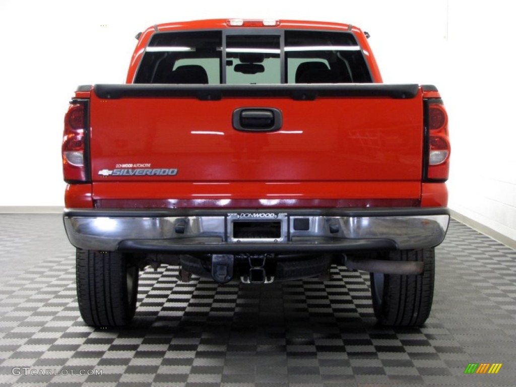 2007 Silverado 1500 Classic LS Extended Cab 4x4 - Victory Red / Dark Charcoal photo #4