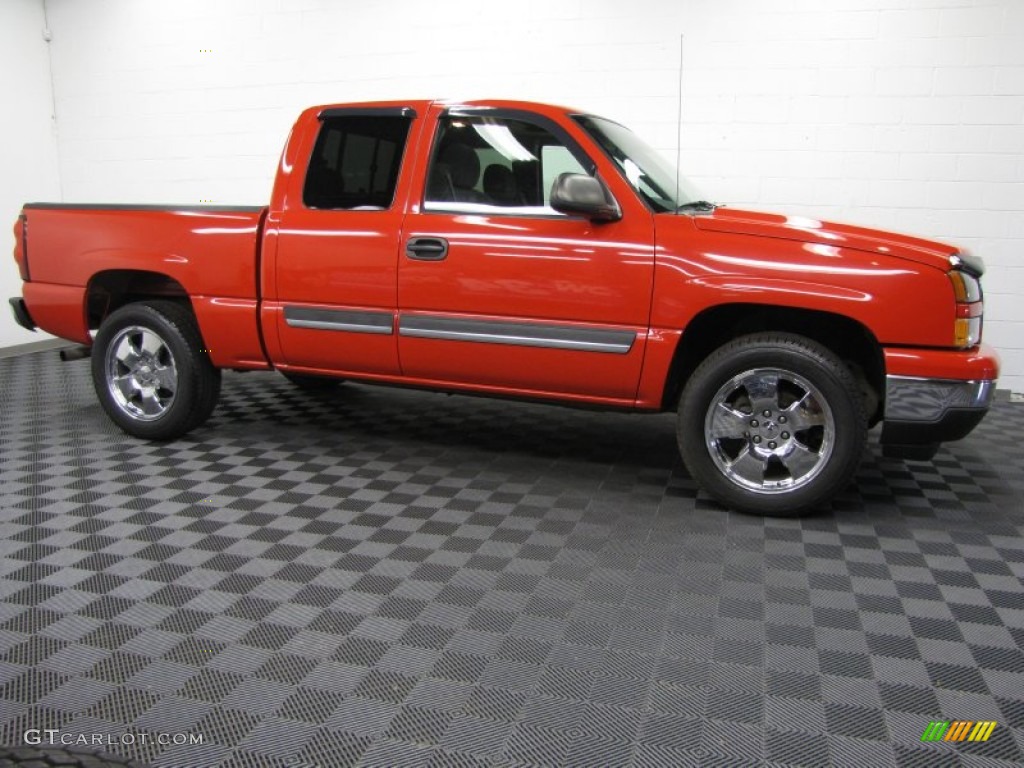 2007 Silverado 1500 Classic LS Extended Cab 4x4 - Victory Red / Dark Charcoal photo #8