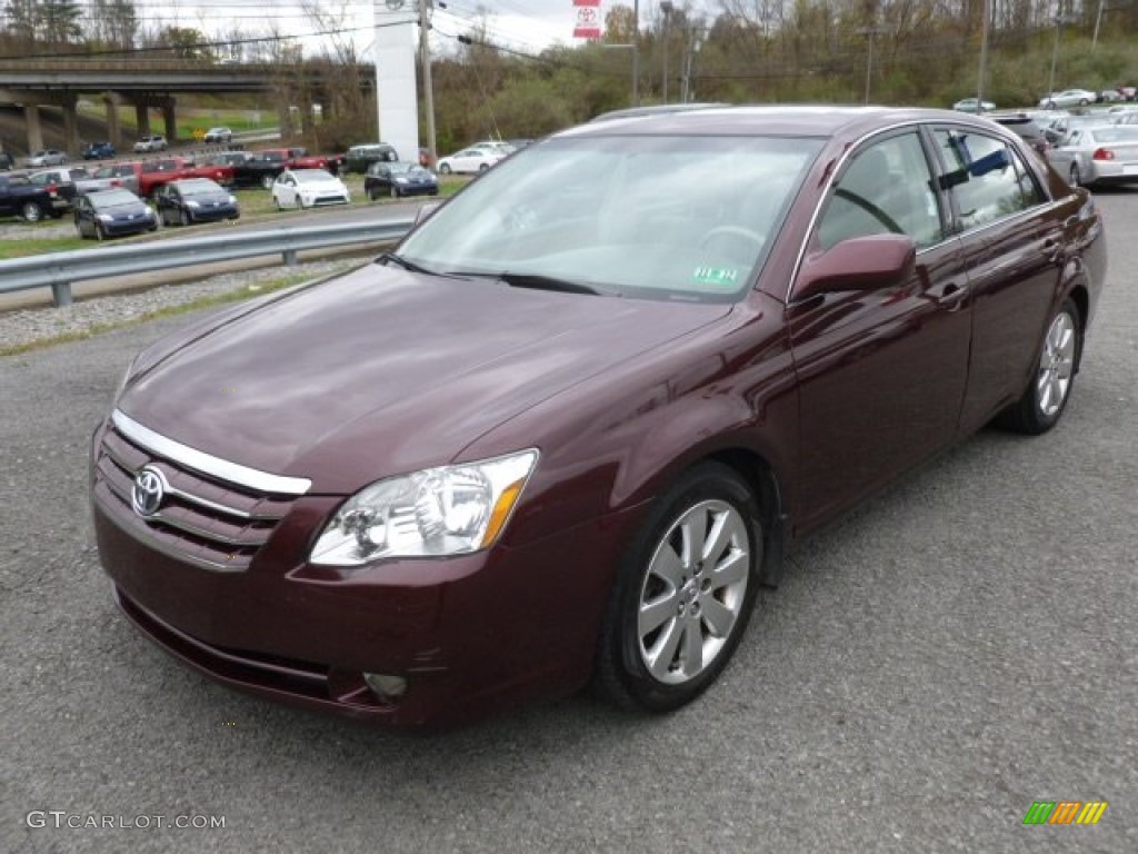 2005 Avalon XLS - Cassis Red Pearl / Ivory photo #3