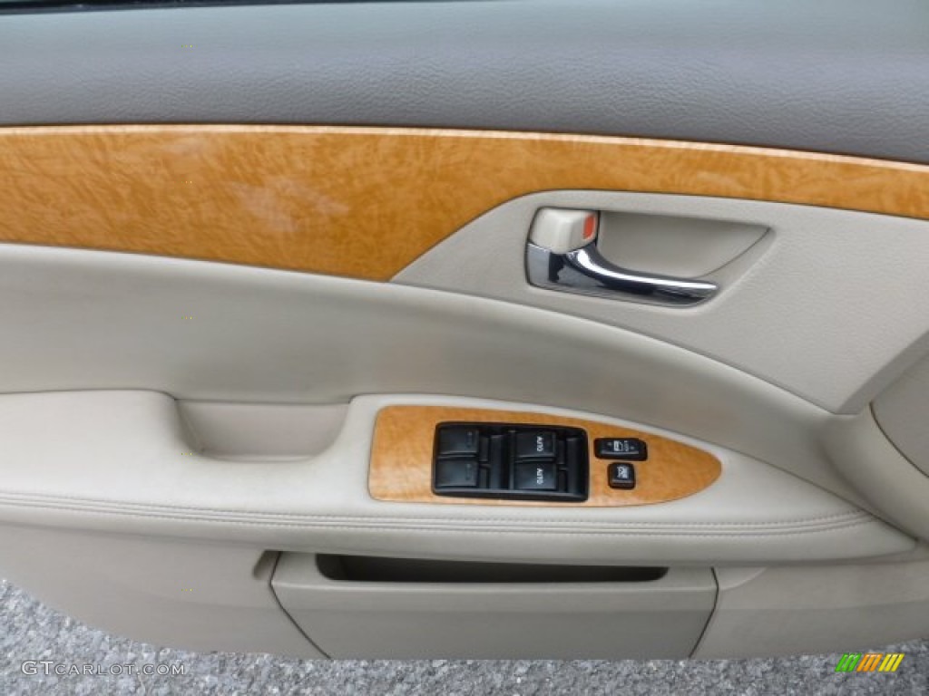 2005 Toyota Avalon XLS Ivory Door Panel Photo #73132512