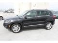 Deep Black Metallic - Tiguan SE Photo No. 5