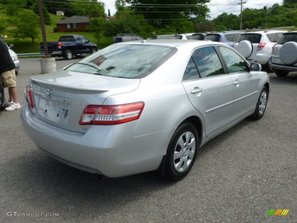 2010 Camry LE - Classic Silver Metallic / Ash Gray photo #7