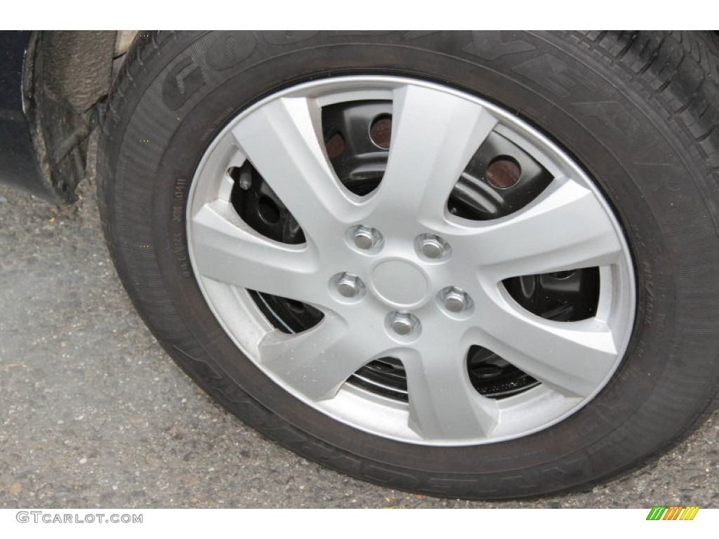 2005 Toyota Corolla LE Wheel Photo #73140847