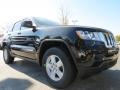 2013 Brilliant Black Crystal Pearl Jeep Grand Cherokee Laredo 4x4  photo #4