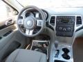 2013 Brilliant Black Crystal Pearl Jeep Grand Cherokee Laredo 4x4  photo #11
