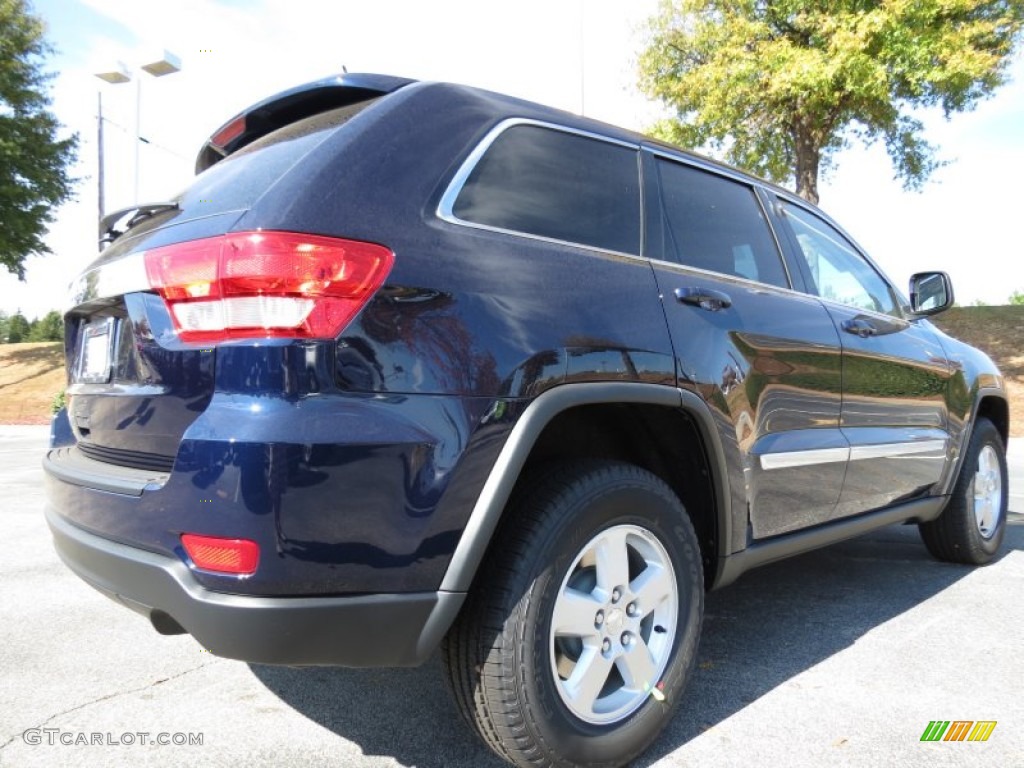 2013 Grand Cherokee Laredo - True Blue Pearl / Black photo #3