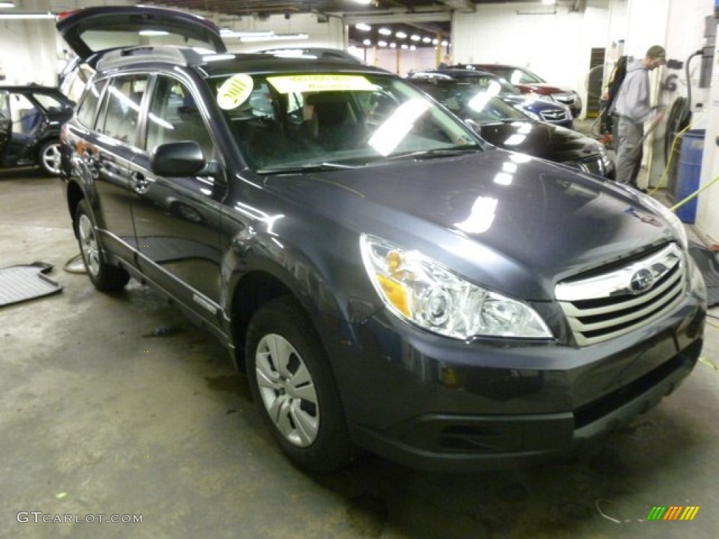 2011 Outback 2.5i Wagon - Graphite Gray Metallic / Off Black photo #1