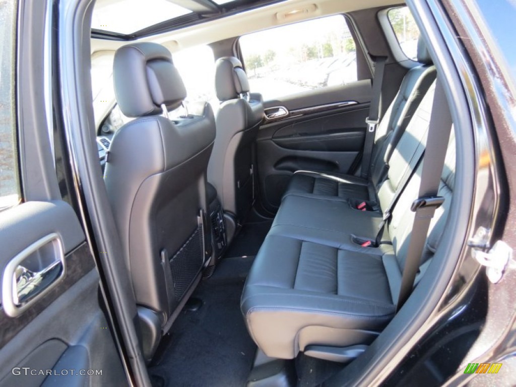 2013 Grand Cherokee Altitude - Brilliant Black Crystal Pearl / Black photo #8