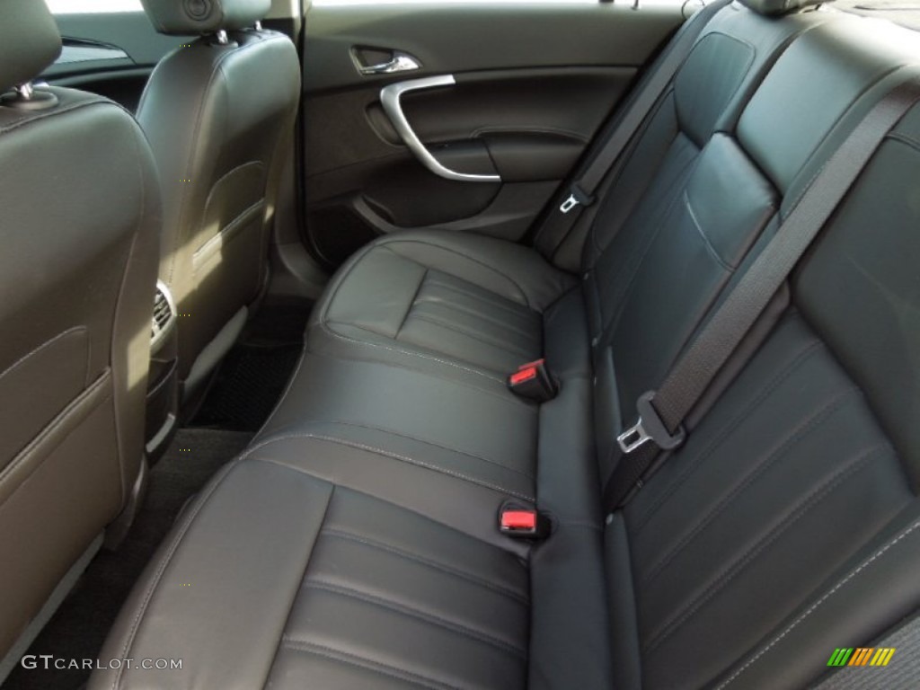 2013 Buick Regal Standard Regal Model Rear Seat Photo #73149714