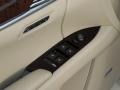 White Diamond Tricoat - XTS Premium FWD Photo No. 12