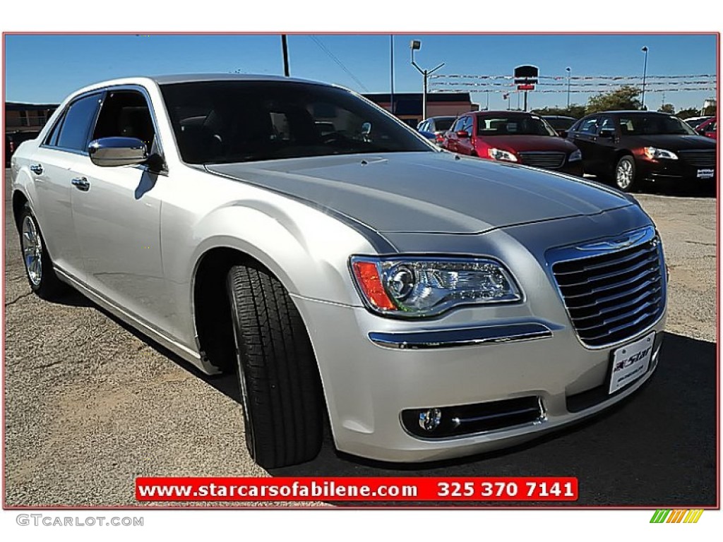 2012 300 Limited - Bright Silver Metallic / Black photo #8