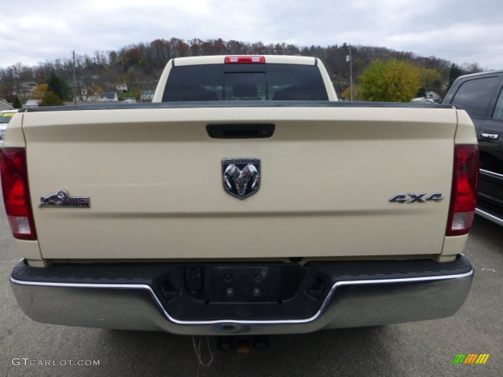 2010 Ram 3500 Big Horn Edition Crew Cab 4x4 - Bright White / Dark Slate/Medium Graystone photo #4