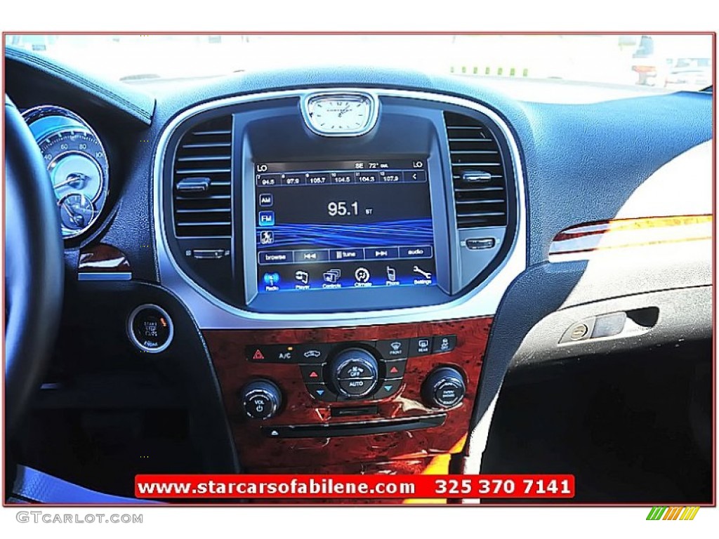 2012 300 Limited - Bright Silver Metallic / Black photo #28