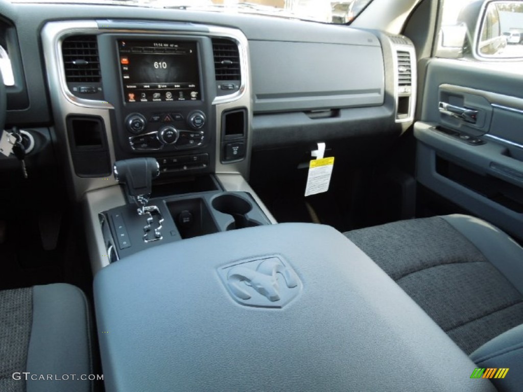 2013 Ram 1500 Big Horn Crew Cab Black/Diesel Gray Dashboard Photo #73156275