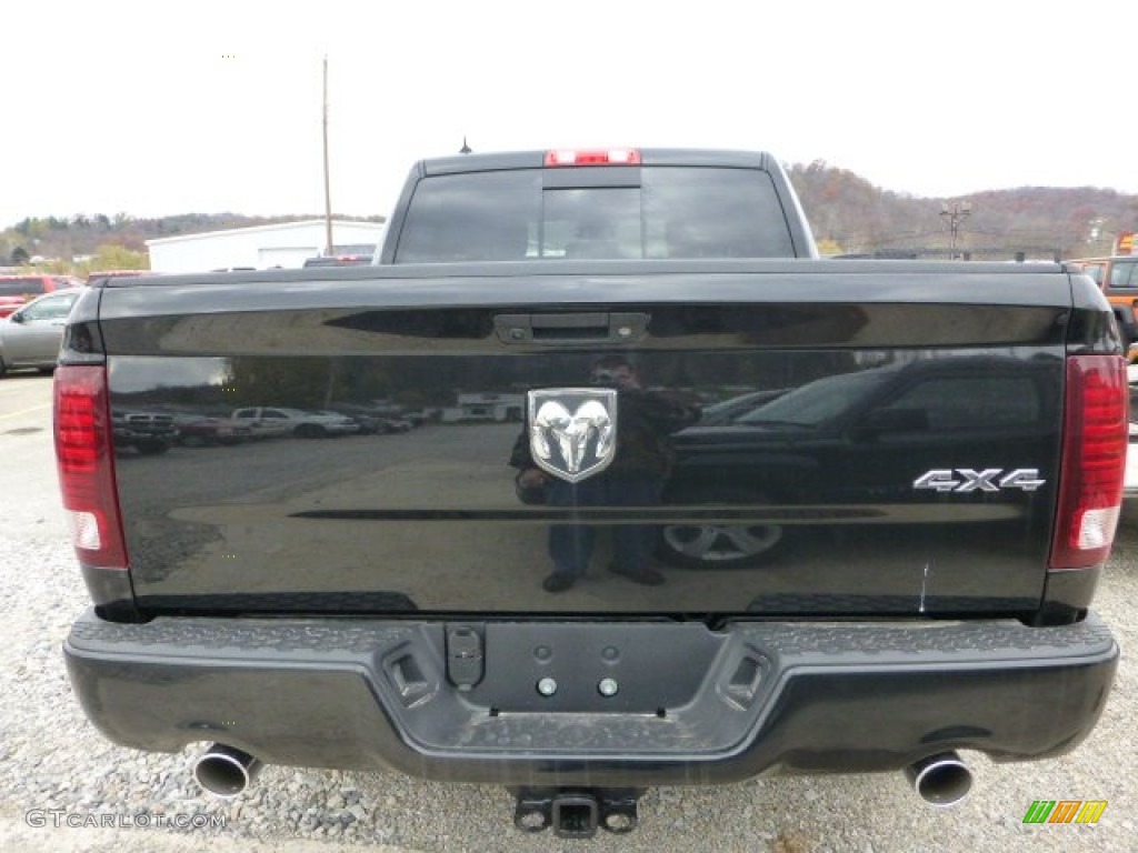 2013 Ram 1500 Sport Crew Cab 4x4 Exhaust Photo #73156394