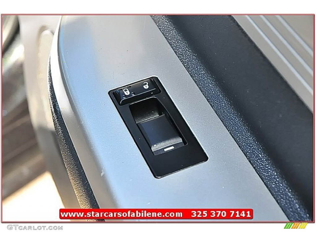 2009 Sebring LX Sedan - Brilliant Black Crystal Pearl / Dark Slate Gray photo #20