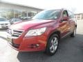 Wild Cherry Metallic - Tiguan SE Photo No. 3